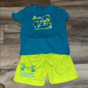 Boys Under Armour Blue and Yellow Short and shirt Set size  YS
